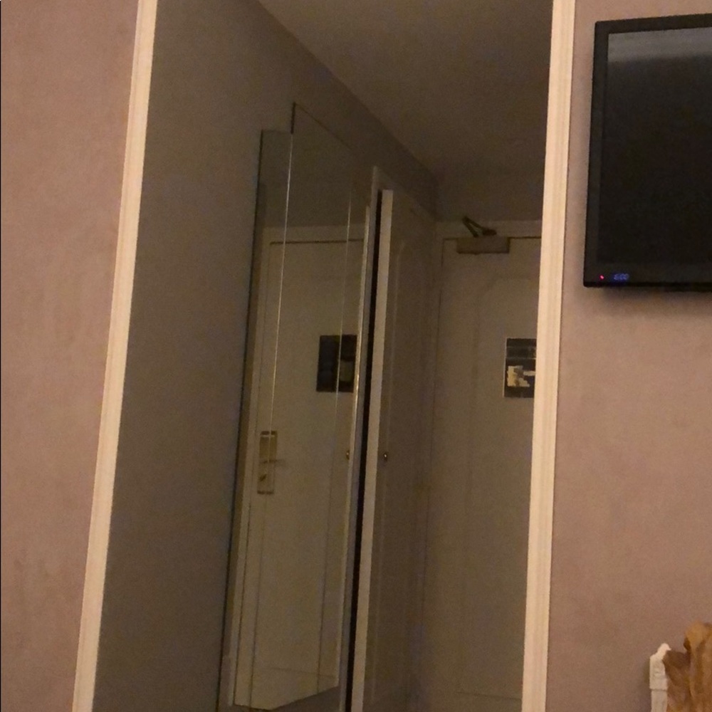 Meet your Posher, Ray